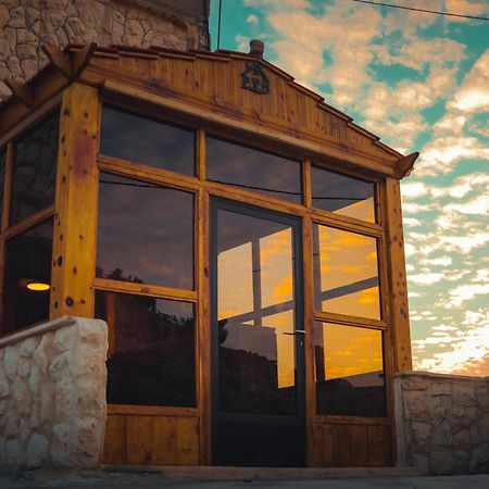 Plaza View Hostel At Tayyibah Exterior photo